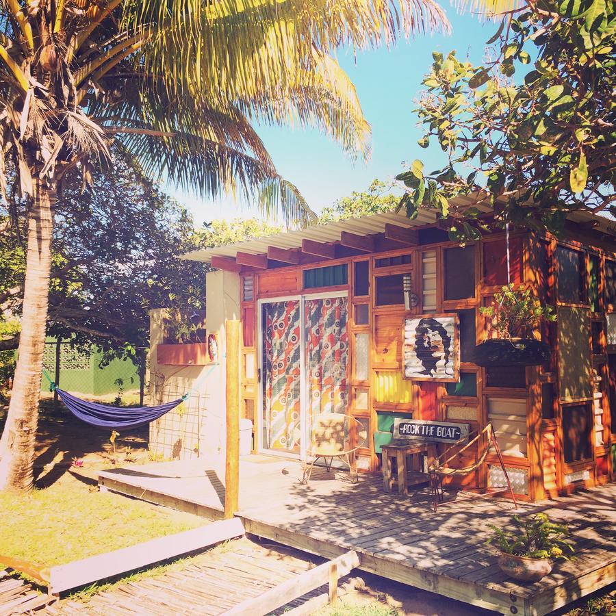 Mozambeat Motel Tofo Exterior photo